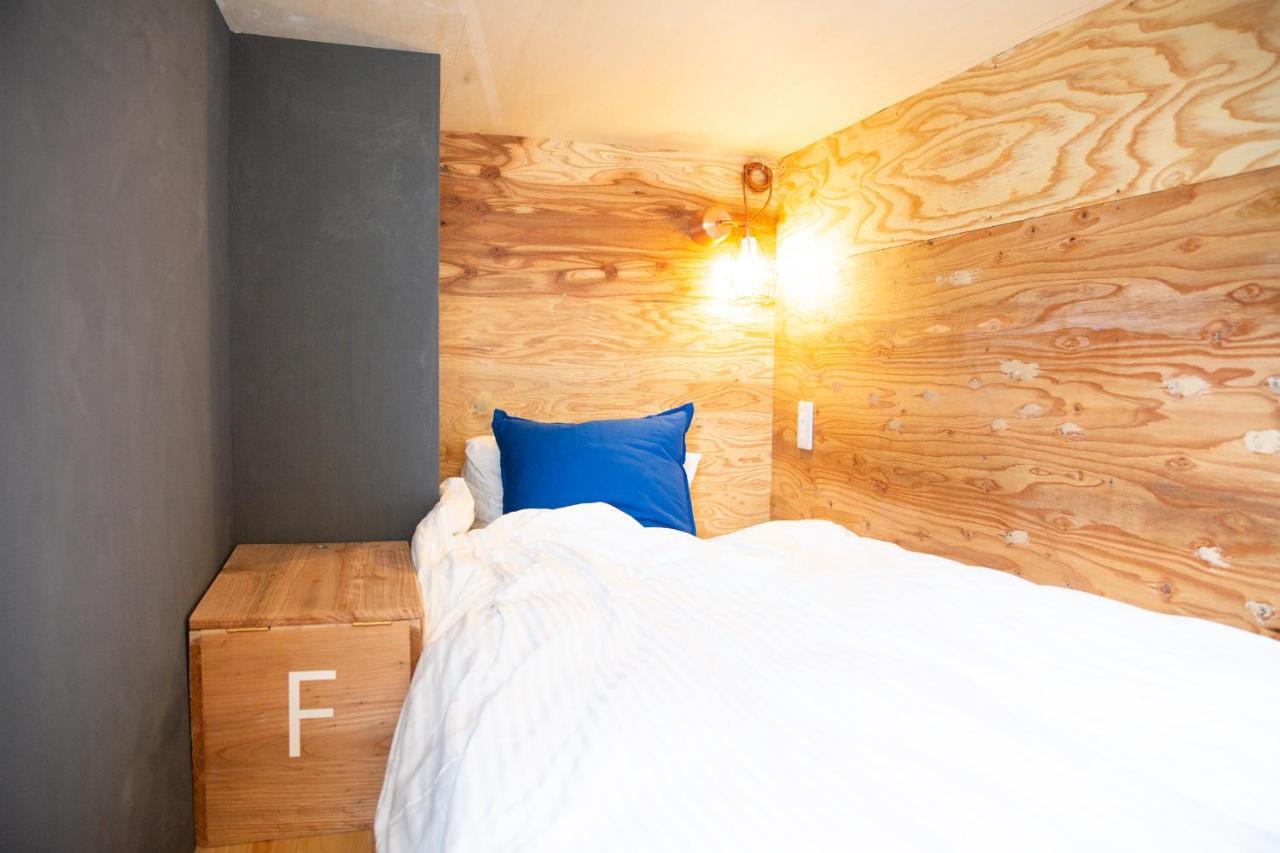 Meedafu'S Yui Hostel And Coffee Yoron Eksteriør bilde